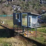 Πανσιόν Orchard Guard Tower